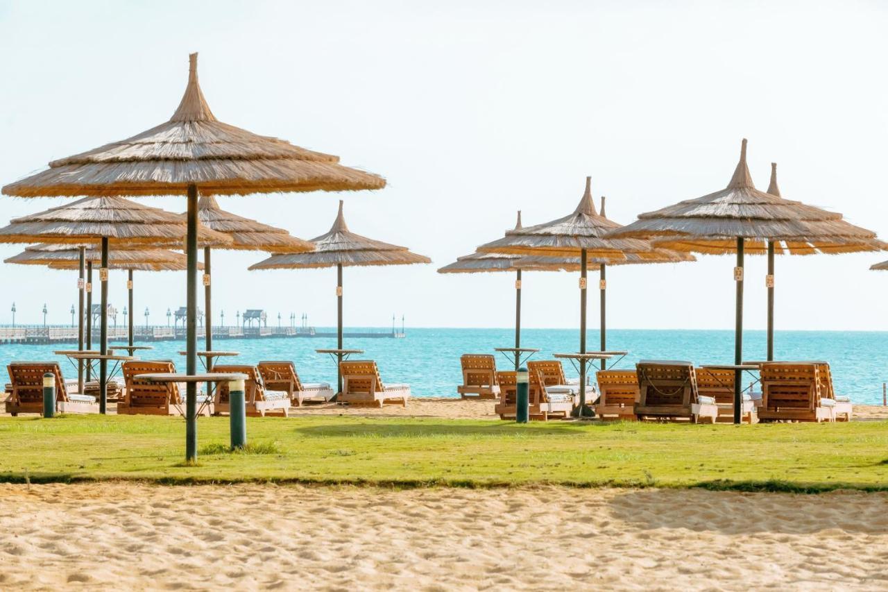עיין סוחנה Coral Sea Beach And Aqua Park מראה חיצוני תמונה